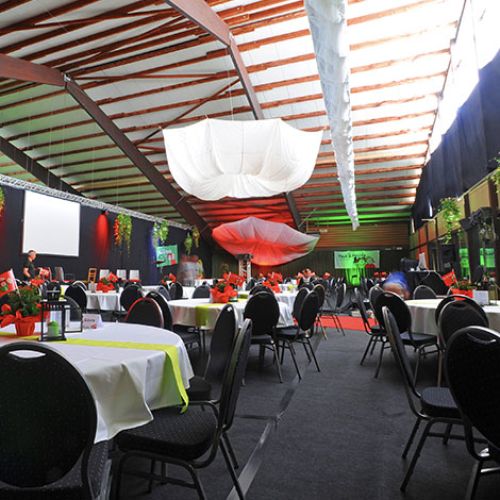 loenshalle-eventcenter-partys-veranstaltungen-ladbergen-abiball-abschlussparty-betriebsfeier-festhalle_1.jpg